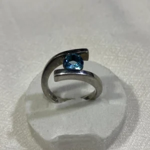 Simple silver ring
